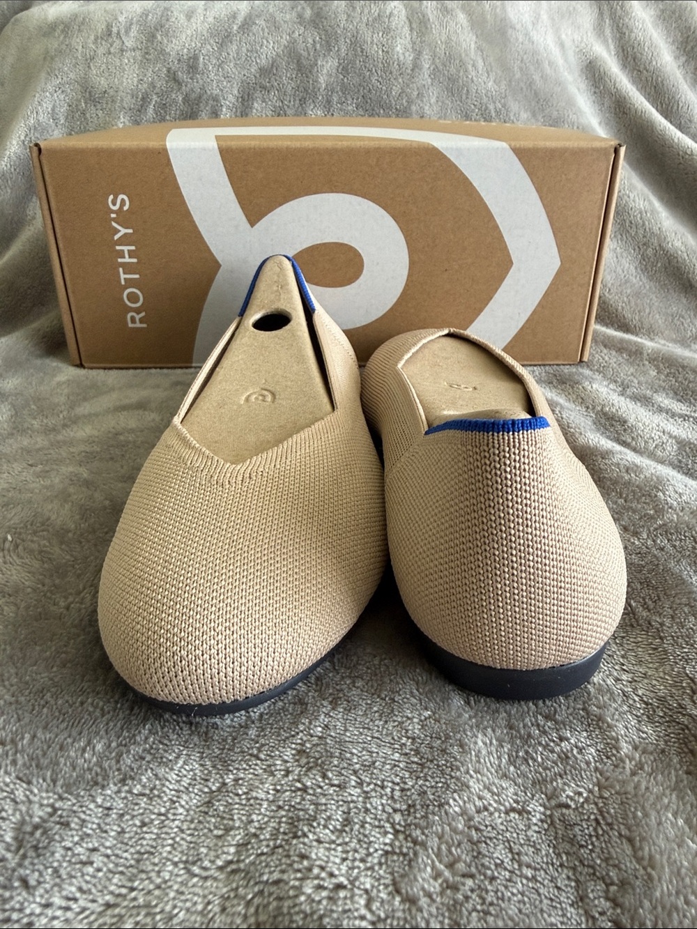 Rothy's Nude Knit V‑Toe Flats with Blue Trim - Picture 3 of 6